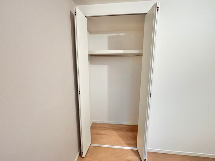 物件内観写真12　(収納)