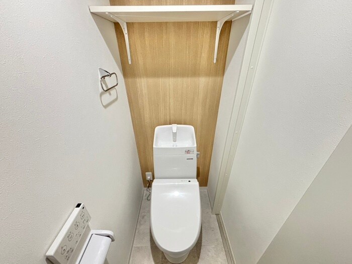 物件内観写真14　(トイレ)