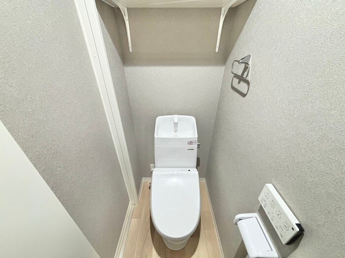 物件内観写真14　(トイレ)