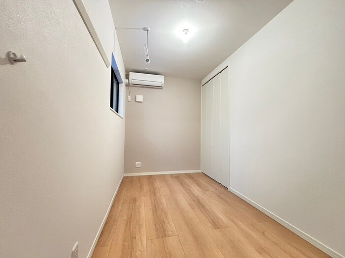 物件内観写真19　(居室)