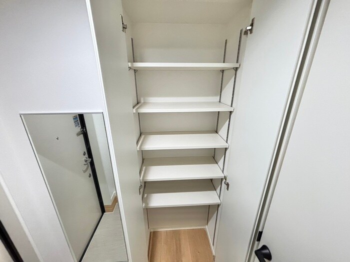 物件内観写真19　(靴箱)