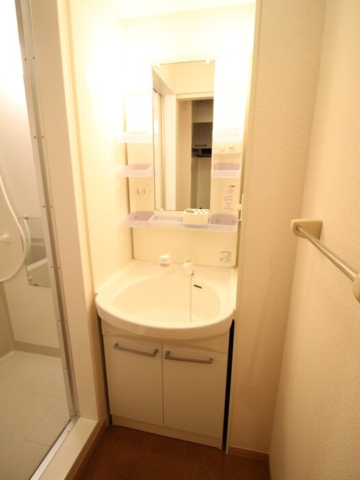 物件内観写真11　(洗面)