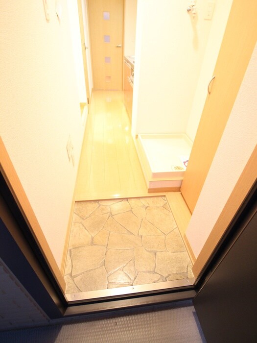 物件内観写真19　(玄関)