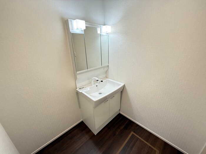 物件内観写真9　(洗面)