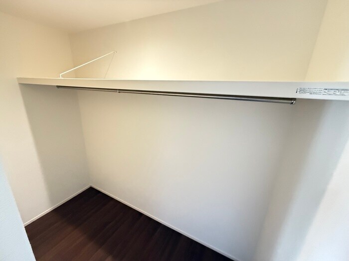 物件内観写真11　(収納)