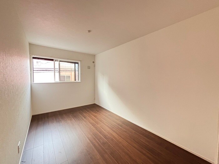 物件内観写真15　(居室)