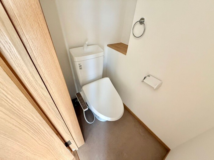 物件内観写真11　(トイレ)