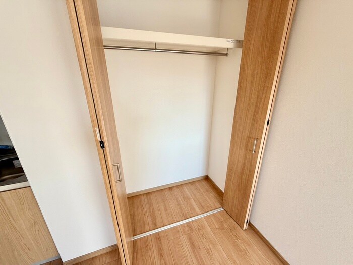 物件内観写真13　(収納)