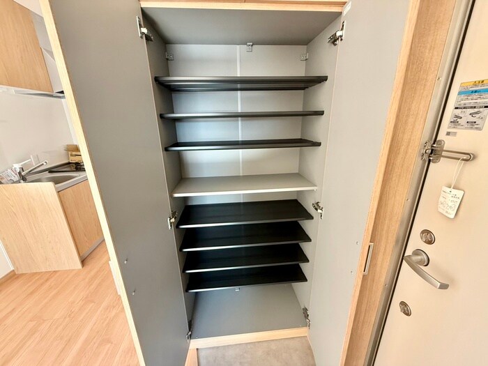 物件内観写真16　(靴箱)