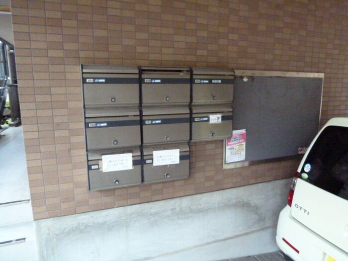 物件外観写真4　(建物設備)