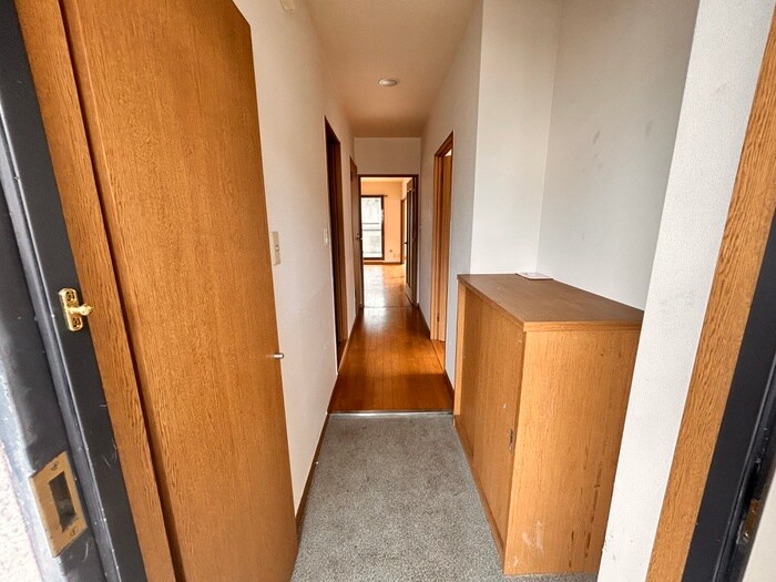 物件内観写真22　(玄関)