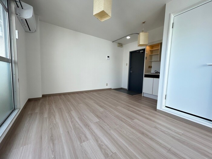 物件内観写真10　(居室)