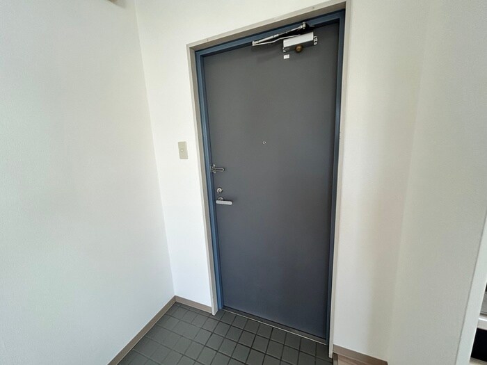 物件内観写真22　(玄関)