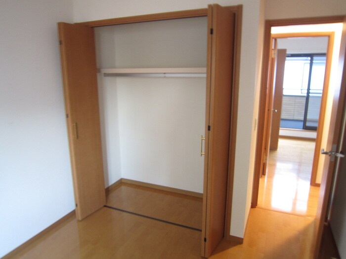 物件内観写真11　(収納)