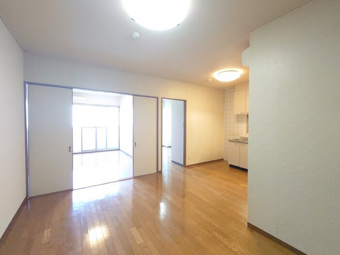 物件内観写真7　(居室)