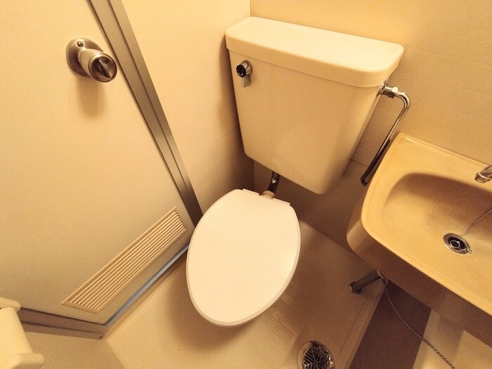 物件内観写真14　(トイレ)