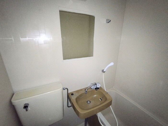 物件内観写真15　(洗面)