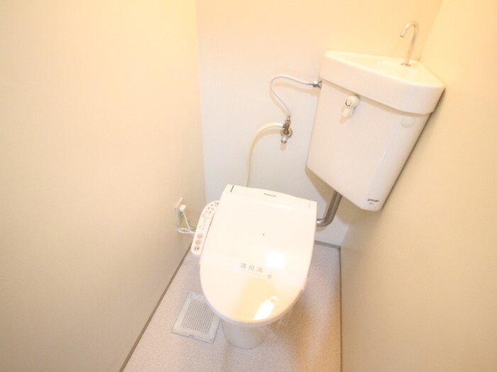 物件内観写真13　(トイレ)