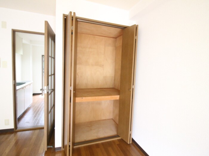 物件内観写真17　(収納)