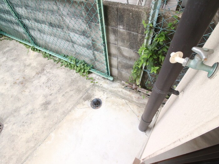 物件内観写真19　(洗濯機置場)