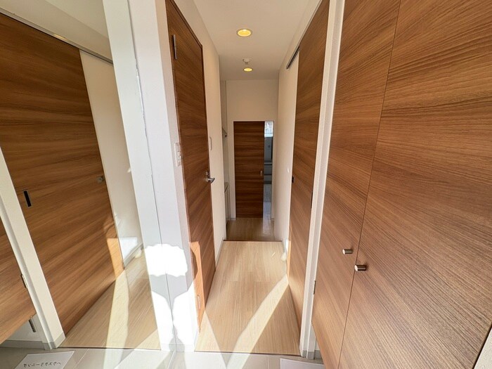 物件内観写真19　(廊下)