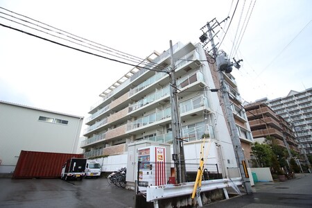 パレ西宮北口（302）外観写真