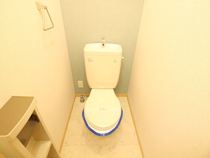 物件内観写真14　(トイレ)