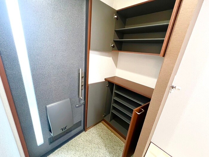 物件内観写真20　(靴箱)