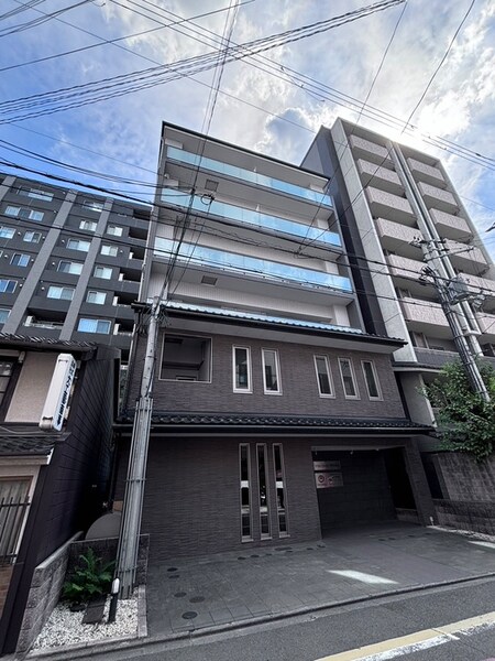 Ville Heian四条烏丸外観写真