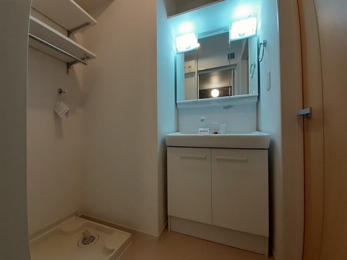 物件内観写真12　(洗面)