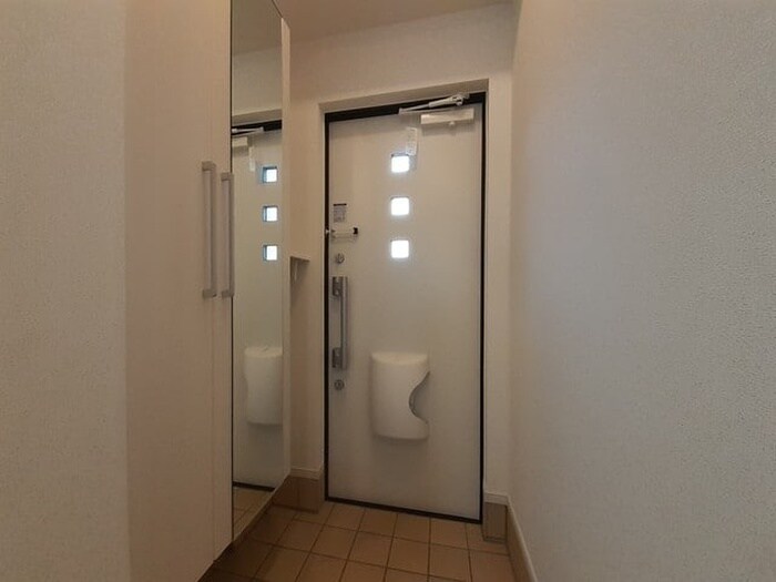 物件内観写真14　(靴箱)