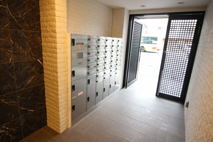 物件外観写真6　(建物設備)