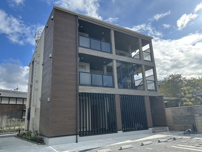 物件外観写真1　(外観写真)