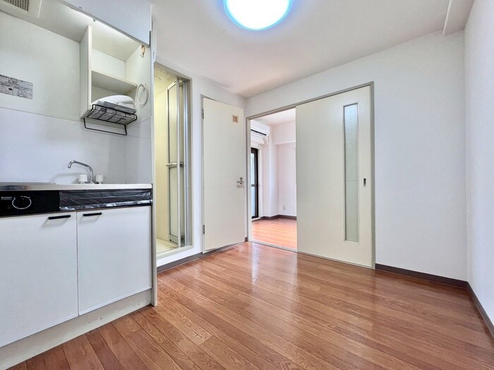 物件内観写真9　(居室)