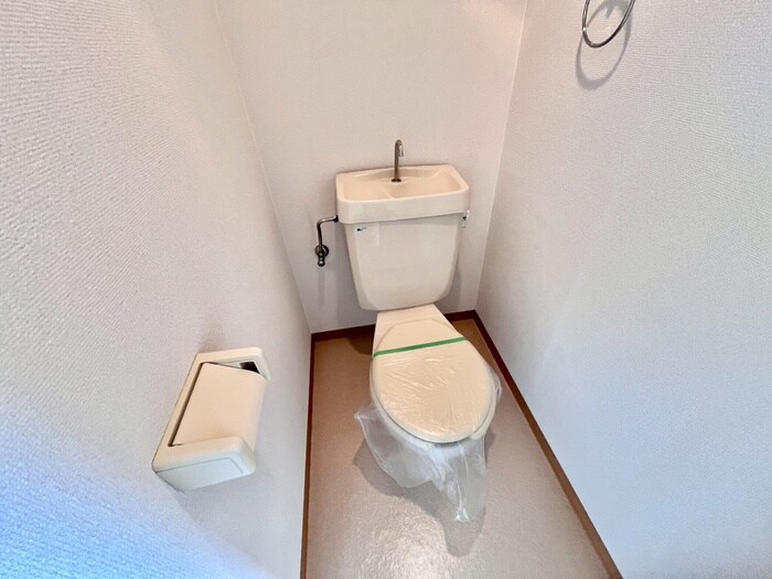 物件内観写真13　(トイレ)