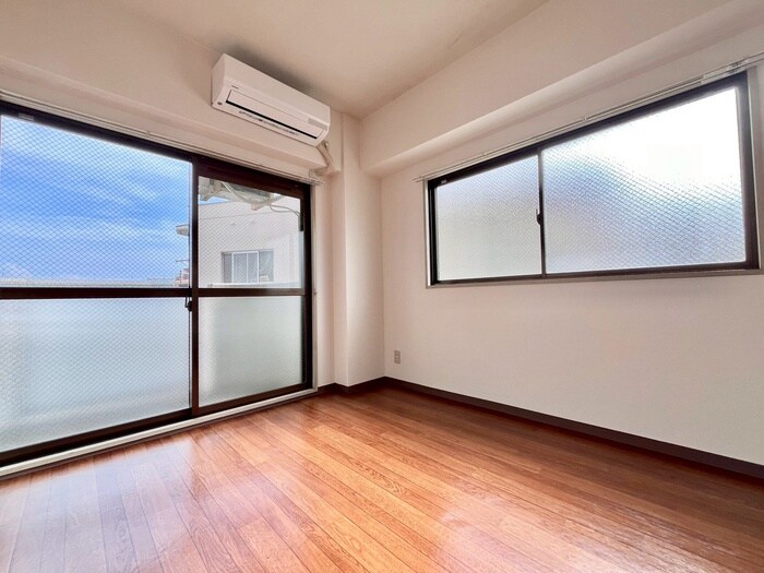 物件内観写真15　(居室)