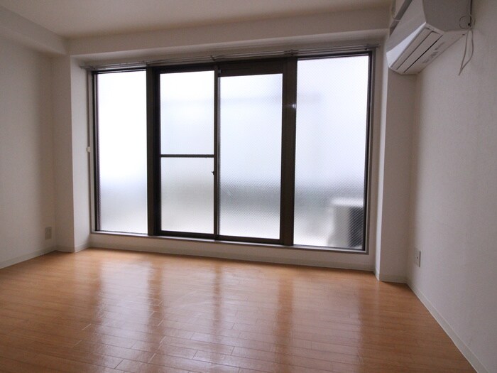 物件内観写真4　(居室)