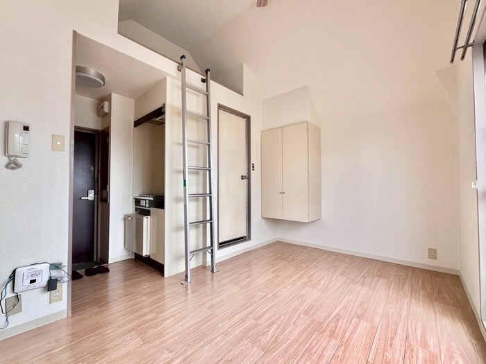 物件内観写真4　(居室)