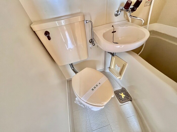 物件内観写真9　(トイレ)