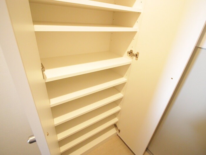 物件内観写真19　(靴箱)