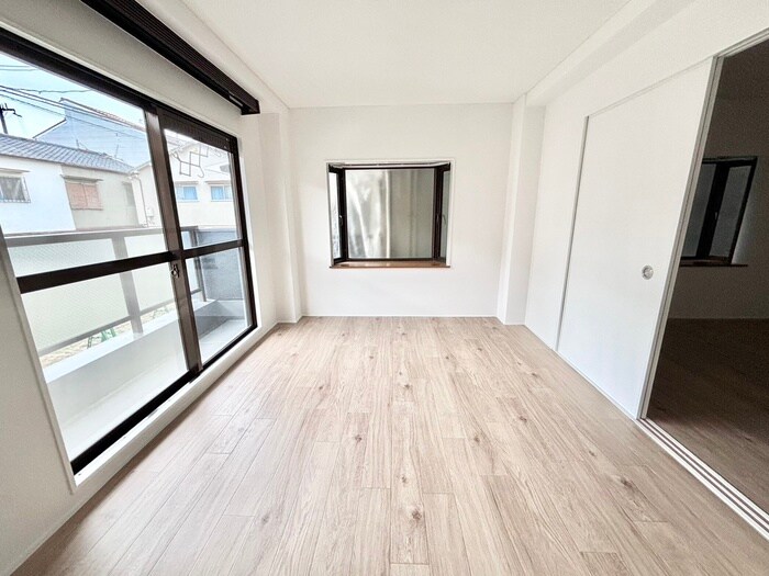 物件内観写真8　(居室)