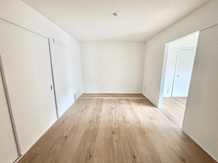 物件内観写真11　(居室)