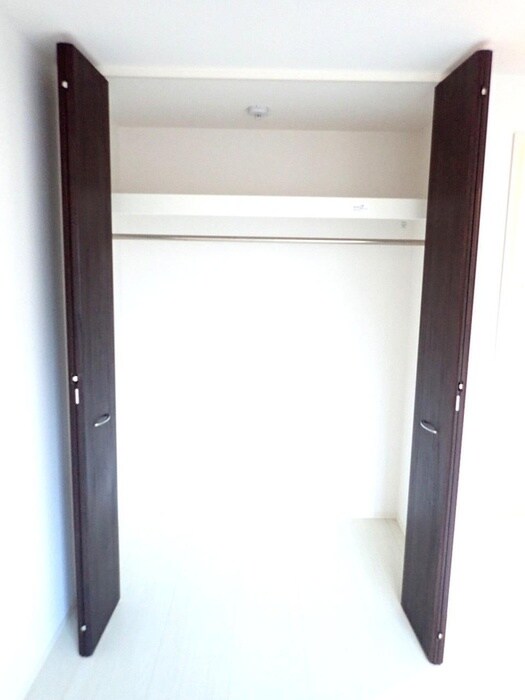 物件内観写真13　(収納)
