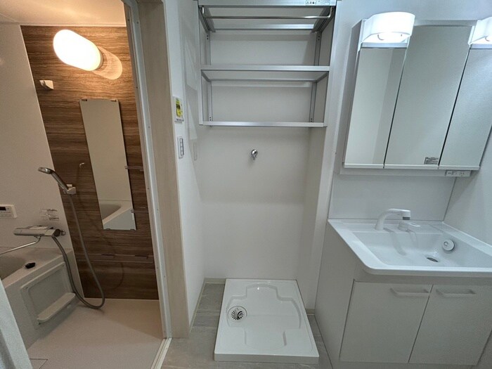 物件内観写真21　(洗濯機置場)