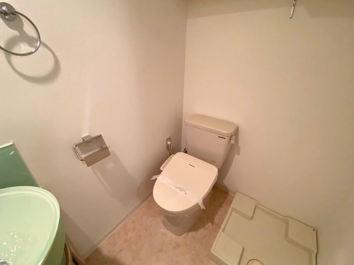 物件内観写真13　(トイレ)