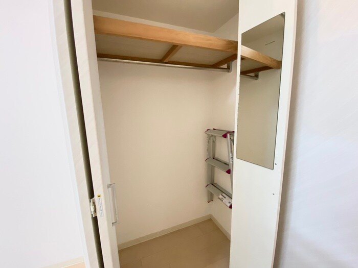 物件内観写真15　(収納)