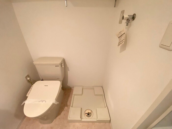 物件内観写真19　(洗濯機置場)