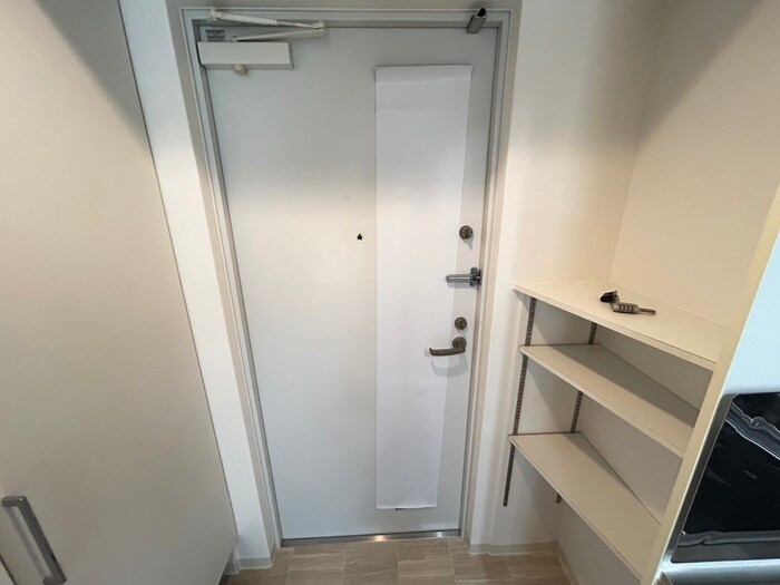 物件内観写真21　(玄関)