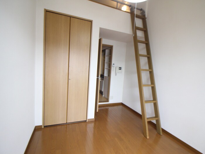 物件内観写真10　(居室)