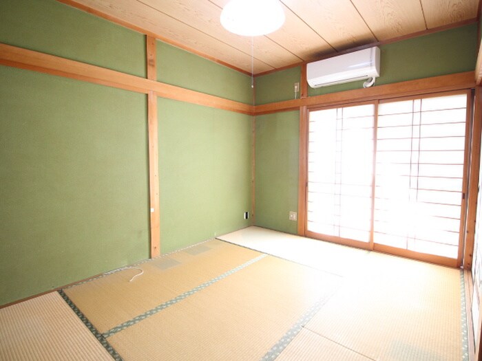 物件内観写真5　(居室)